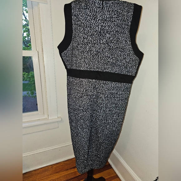 Torrid Plus Size Black Sleeveless Dress Size 22 - Picture 3 of 6